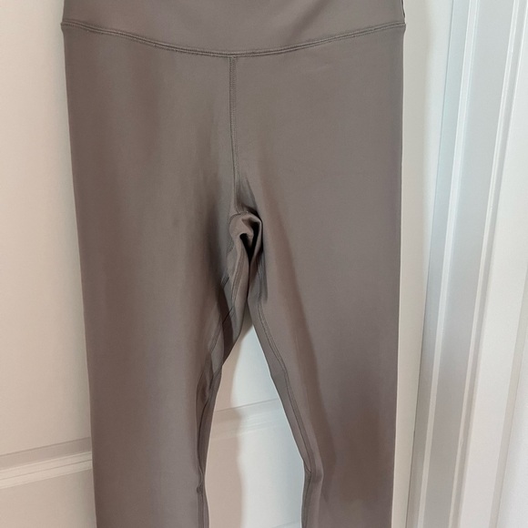 Abercrombie YPB studioFLEX 7/8-Length Activewear 
Legging Size Large - Picture 5 of 7